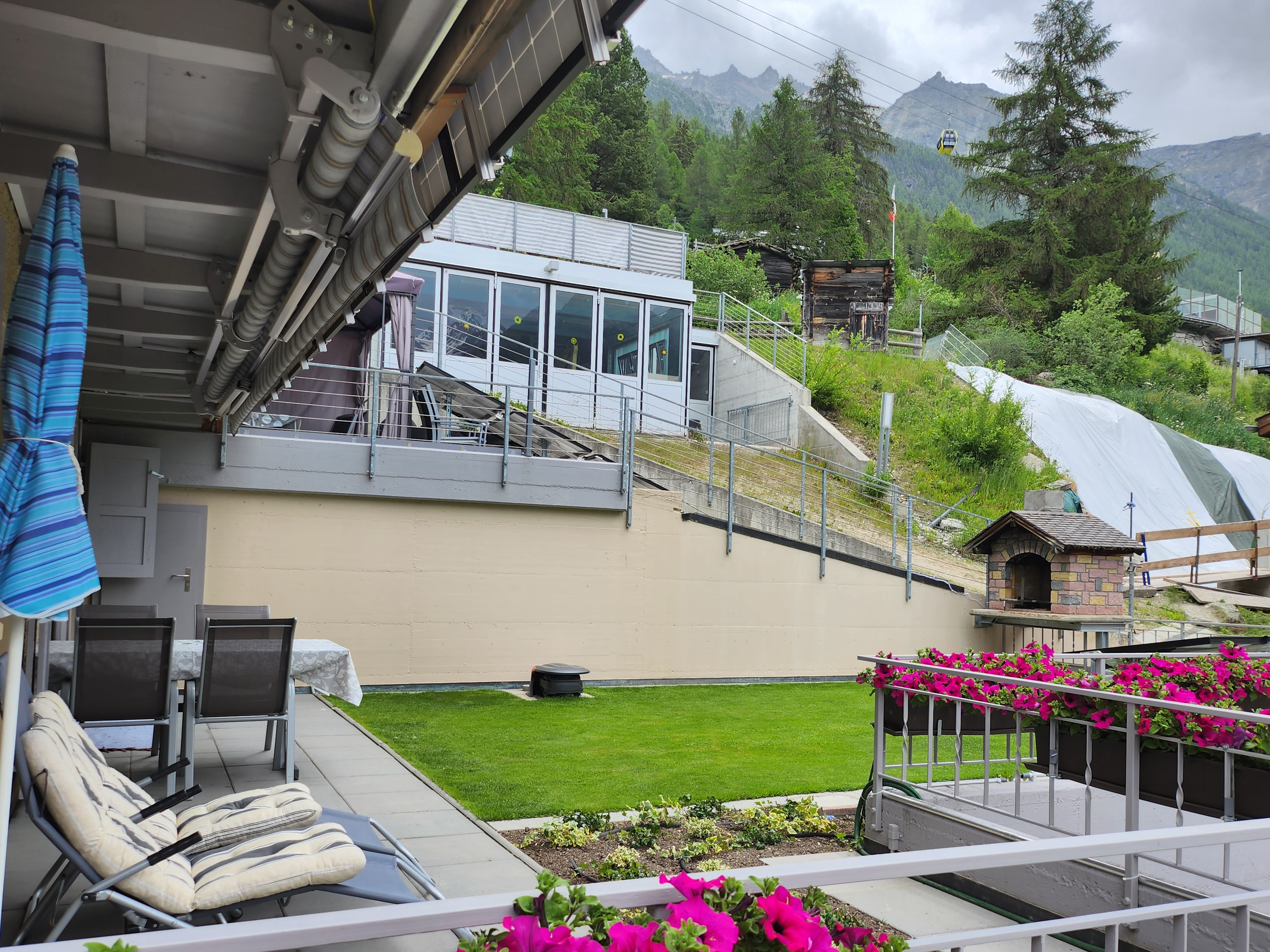 Terrasse mit Sitzplatz